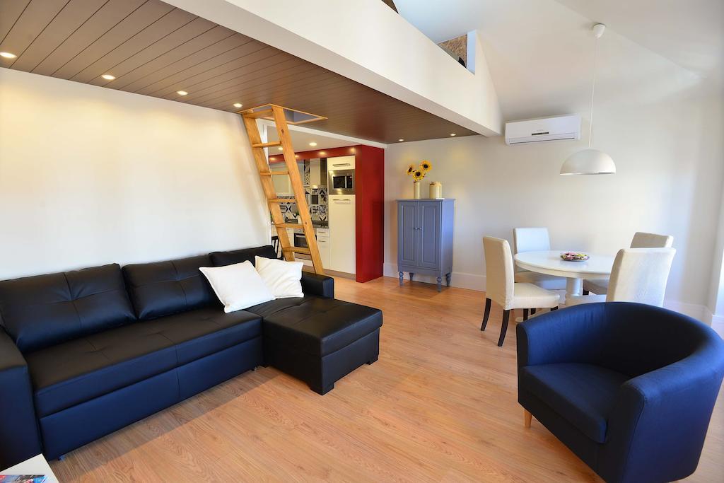 Welcome To My Apartament *
